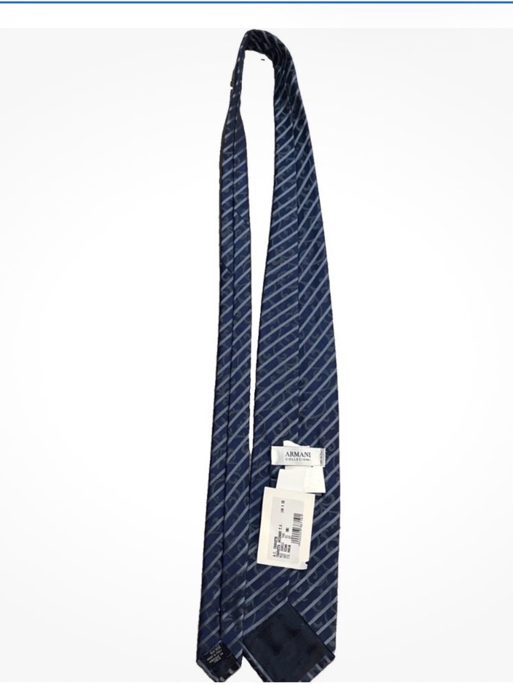 Armani Collezioni Navy Blue Diagonal Stripe Tie exquisite NWT